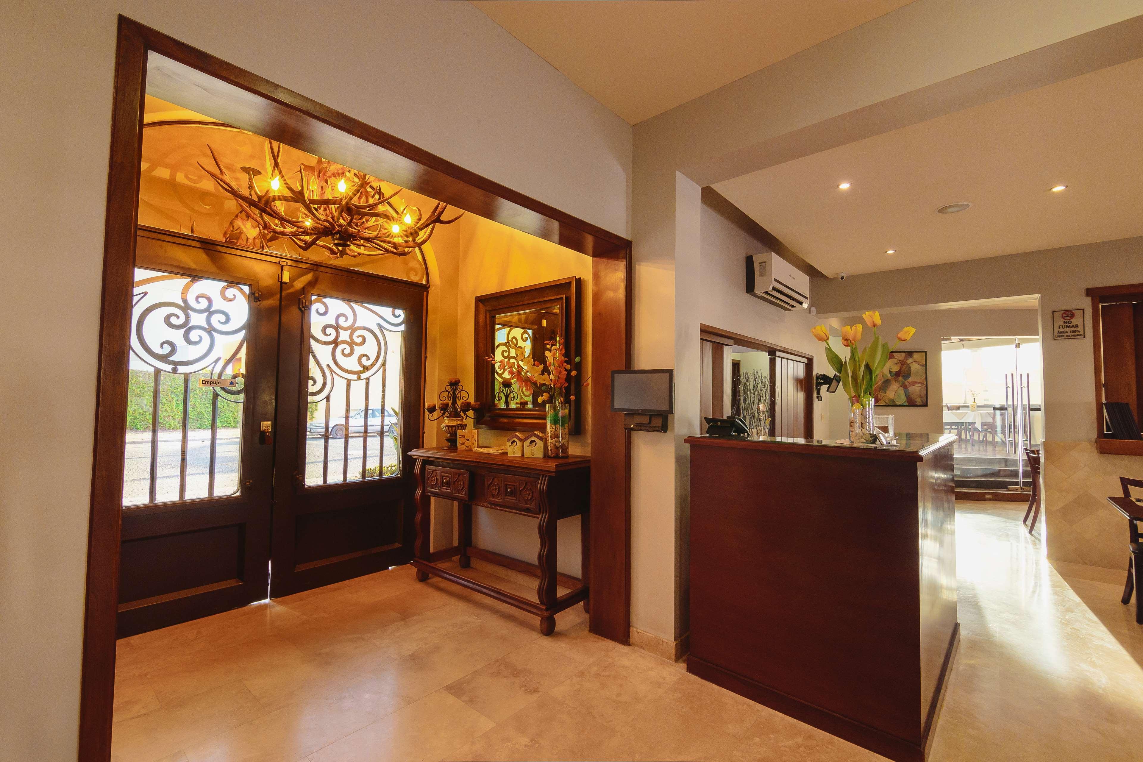 Best Western Plus San Jorge Ciudad Obregon Bagian luar foto