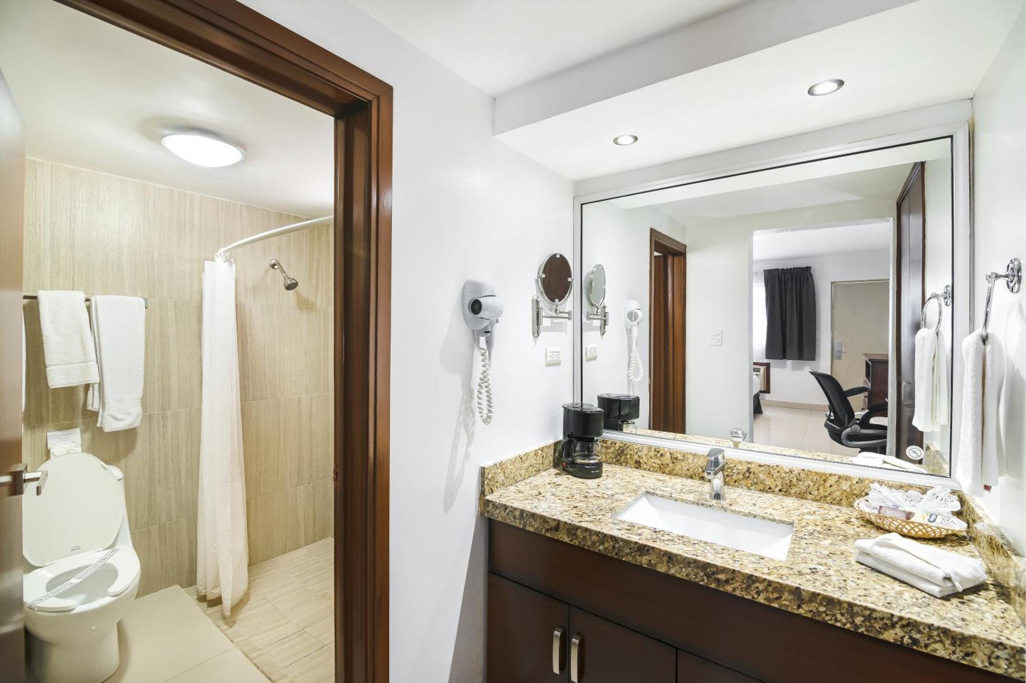 Best Western Plus San Jorge Ciudad Obregon Bagian luar foto